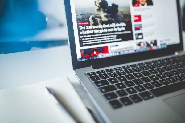 Mengenali Informasi Publik yang Akurat di Tengah Arus Berita